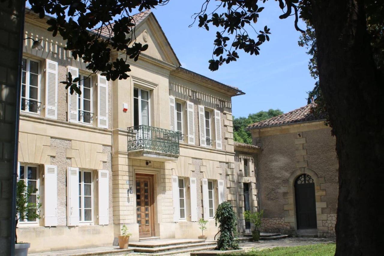 Malis Castera Le Petit Chateau Saint-Jean-de-Blaignac ภายนอก รูปภาพ